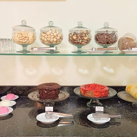 Golden Hotel - O Mais Central - Pet Friendly ชาเปโก ภายนอก รูปภาพ
