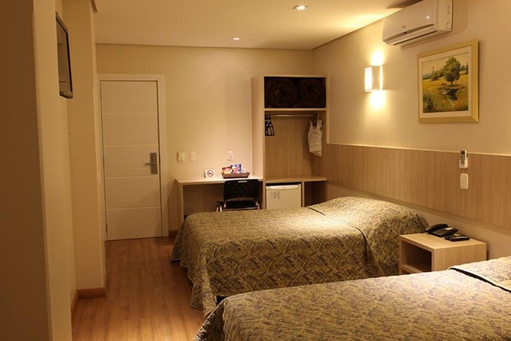 Golden Hotel - O Mais Central - Pet Friendly ชาเปโก ภายนอก รูปภาพ