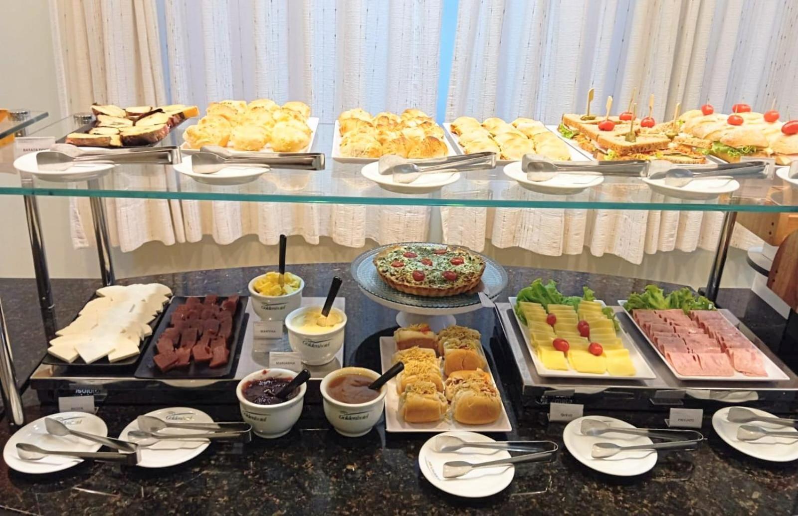 Golden Hotel - O Mais Central - Pet Friendly ชาเปโก ภายนอก รูปภาพ